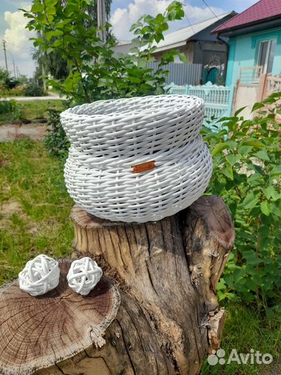Ротанг. Корзина. Кашпо