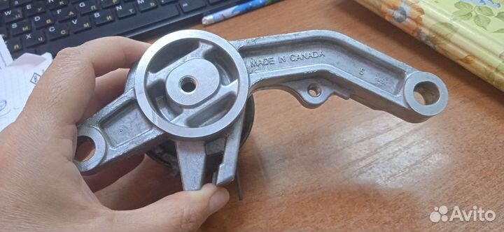 Ролик натяжной