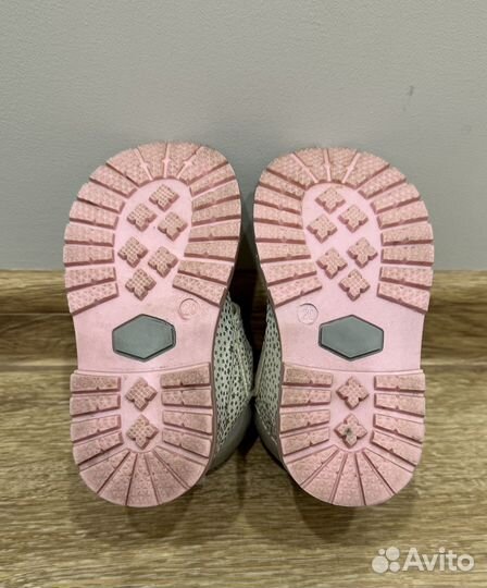 Ботинки демисезонные для девочки 20