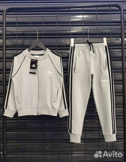 Спортивный костюм adidas детский 104