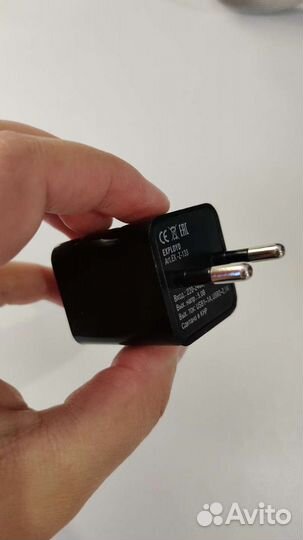 Зарядное устройство 1A / 2.10A 2 usb