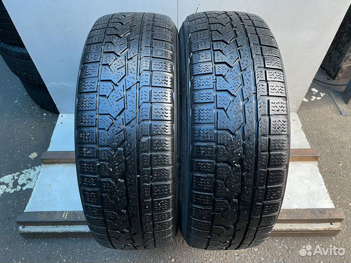 Kumho I'Zen RV Asymmetric 215/60 R17