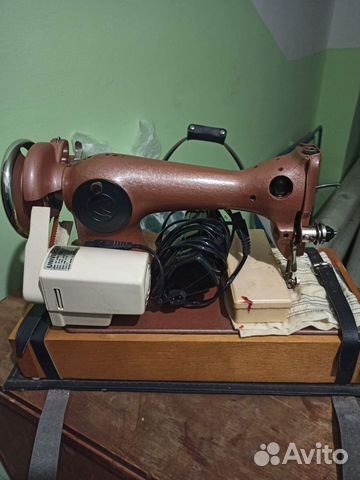 Швейная машина