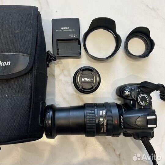 Зеркальный фотоаппарат