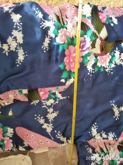 Халат новый атласный из Китая