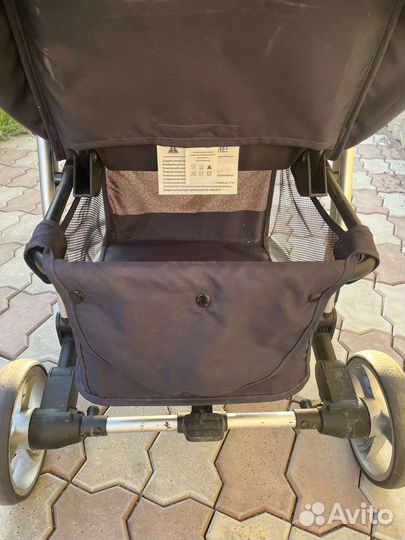 Компактная, складная, лëгкая прогулочная коляска
