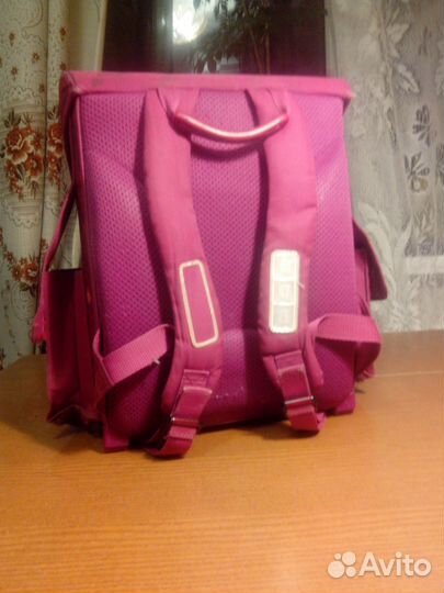 Школьный ранец для девочки