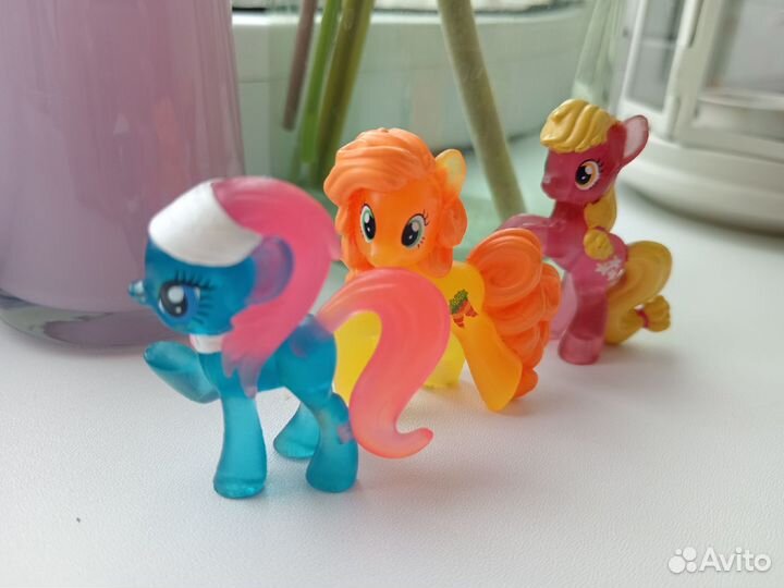 Фигурки My Little Pony (Лотус Блоссом и др.)