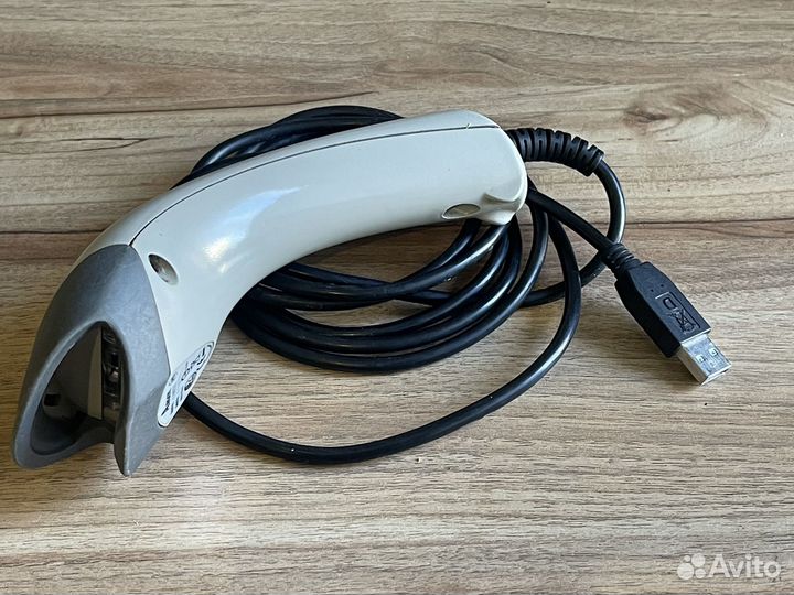 Ручной сканер штрихкода Argox AS8000