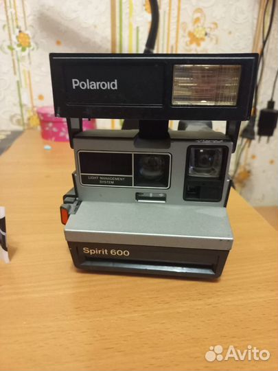 Фотоаппарат polaroid 600