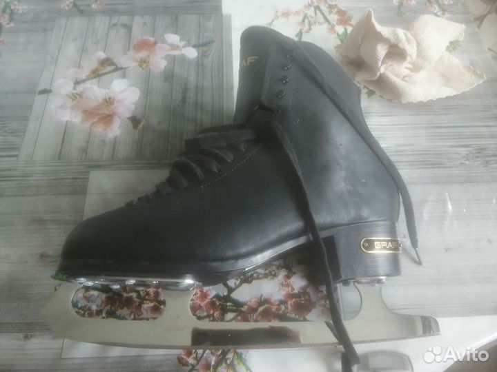 Коньки фигурные