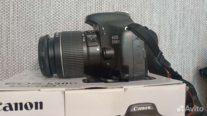 Фотоаппарат Canon EOS 550D