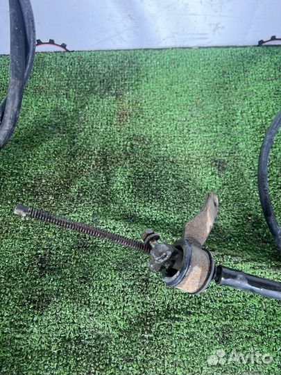 Трос ручника Toyota Celica ZZT231 2ZZ-GE 2000