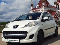 Peugeot 107 1.0 AMT, 2011, 124 000 км, с пробегом, цена 650 000 руб.