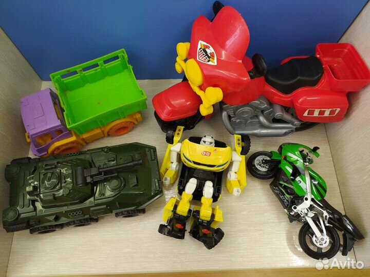 Игрушки мальчикам робот техника фигурки оружие 3д