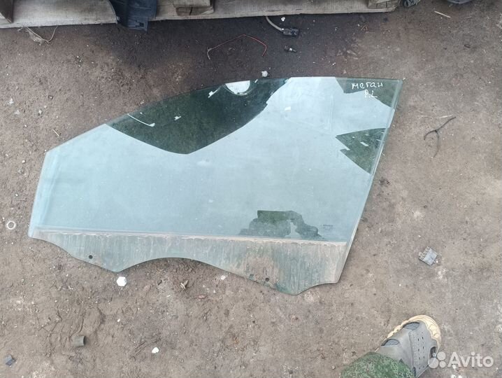 Стекло передней левой двери Renault Megane II