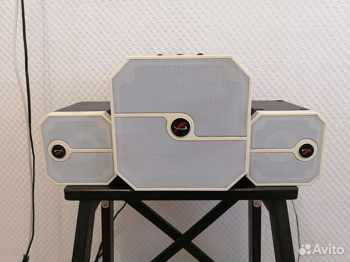 Сабвуфер и колонки