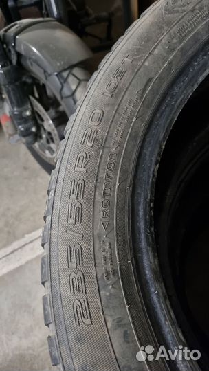 Bridgestone 613V 235/55 R20 102T