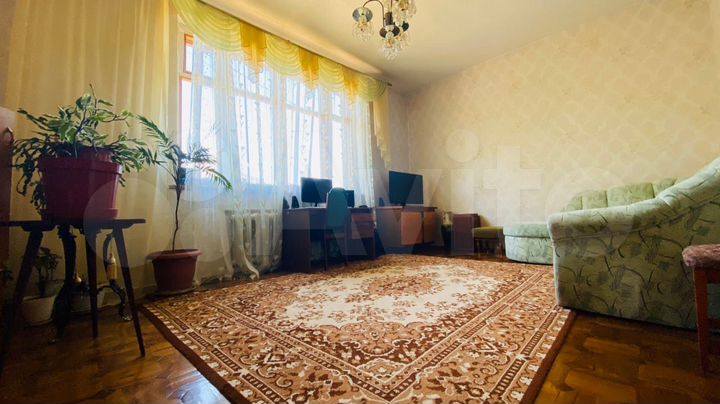 Дом 240 м² на участке 10,8 сот.