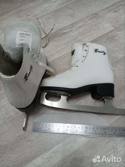 Коньки фигурные детские