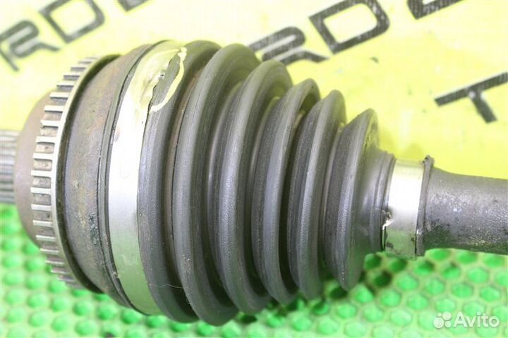 Привод передний левый Toyota Opa ZCT15 1ZZ-FE