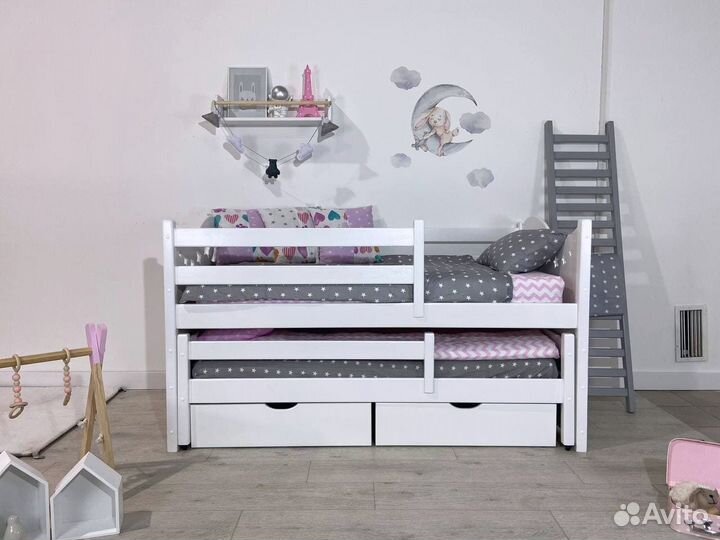 Детская двухъярусная выдвижная кровать