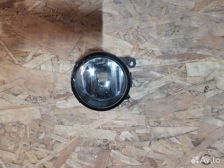 Фара противотуманная 8200074008 Valeo