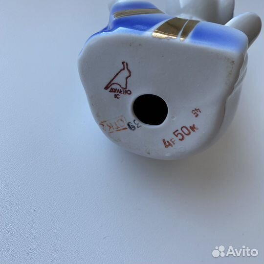 Фарфоровая статуэтка Снеговик Известия, Дулево