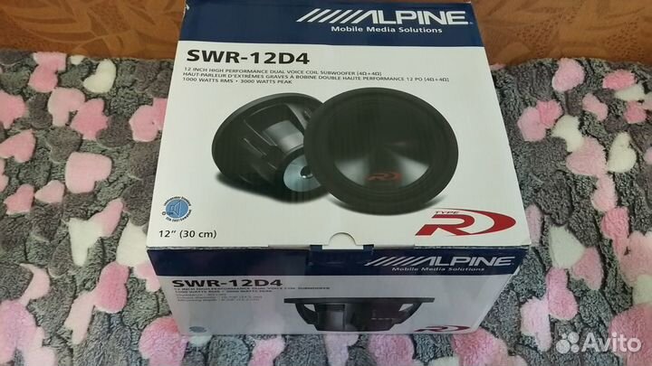 Сабвуфер Alpine SWR-12D2 и SWR-12D4. Новые