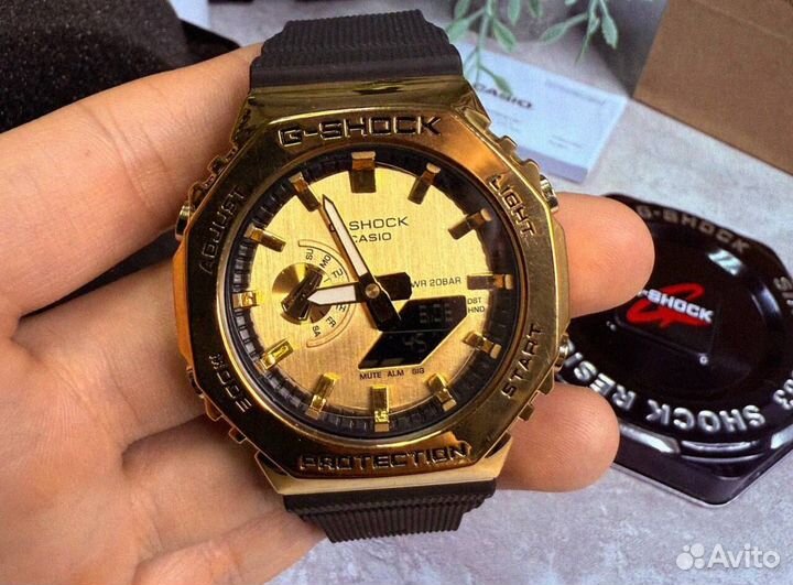 Часы Casio G-Shock GM-2100