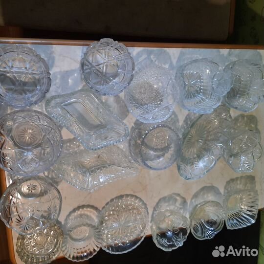 Фужеры, рюмки, стопки, салатники, подсвечники