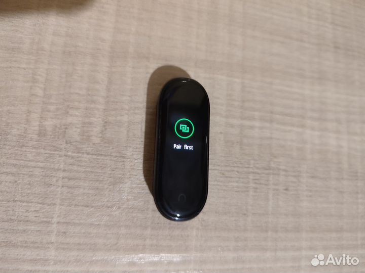 Фитнес браслет xiaomi mi band 4