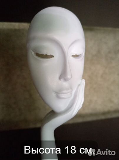 Статуэтки для интерьера 