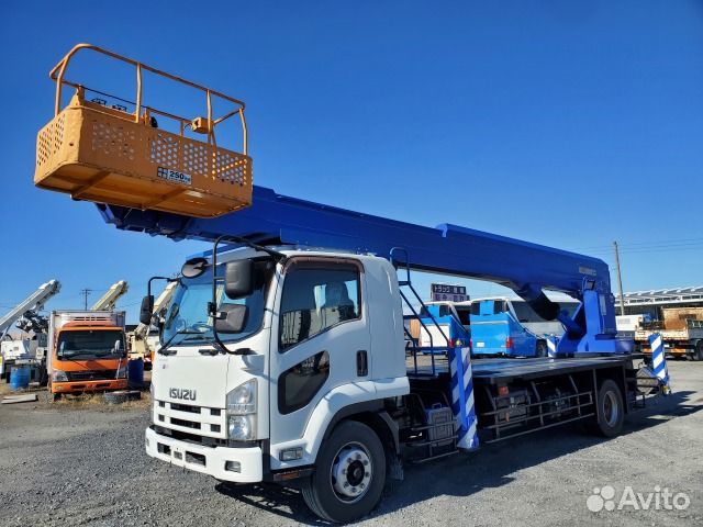 Автовышка isuzu Forward 32 метров