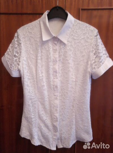 Белые блузки для школы