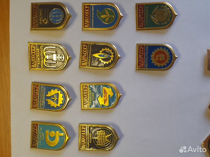 Наборы значков тематические СССР