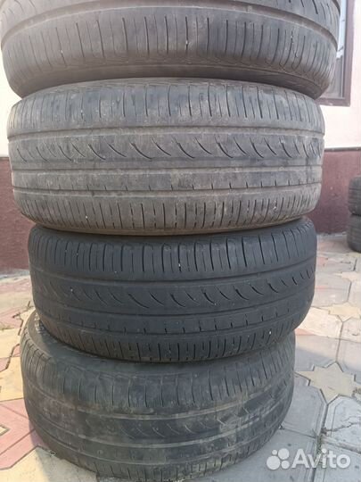 Accelera PHI 2 215/55 R17 204ZR