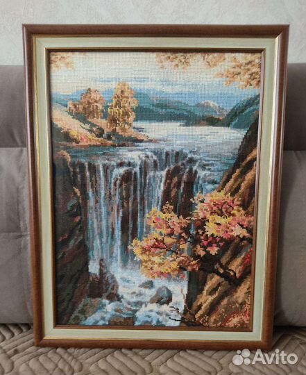 Картины с вышивкой новые