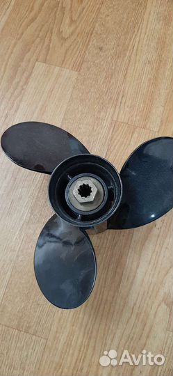 Винт гребной mercury10 3/8 - 13