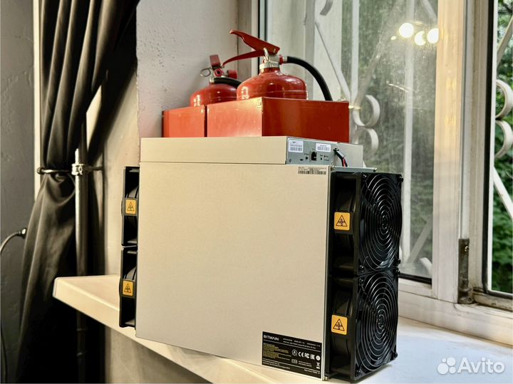 Antminer S21 200th флагман