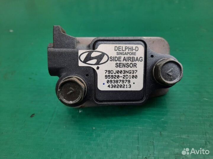 Датчик удара SRS AIR BAG передний левый Hyundai