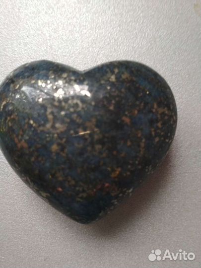 Фигурка из натурального камня