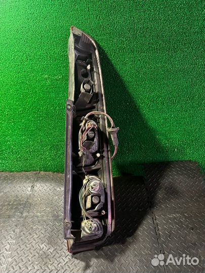 Фонарь задний левый Nissan X-Trail 2.2 2001