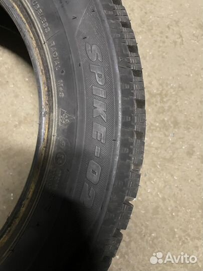 Bridgestone Blizzak Spike-02 185/60 R15 84T