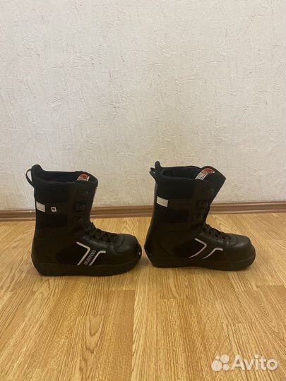 Сноуборд ботинки Burton Invader 45 eur