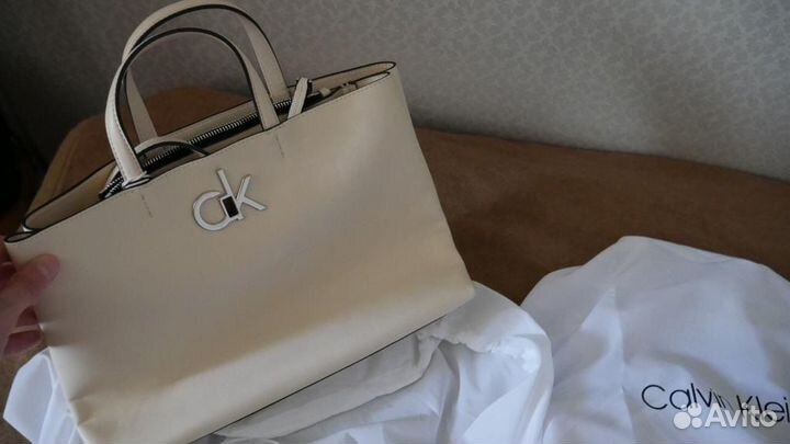 Сумка женская Calvin Klein оригинал новая