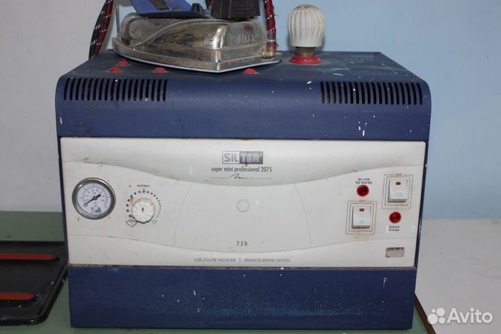 Парогенератор с утюгом Silter Super mini 2075 7,5л