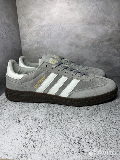 Кроссовки adidas spezial серые
