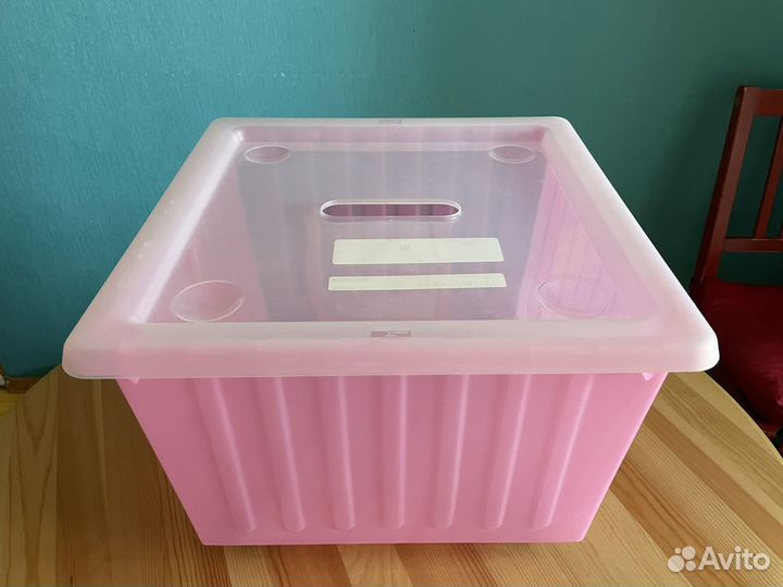 Ящик на колесах IKEA vessla