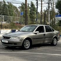 Opel Vectra 2.0 AT, 1997, 180 000 км, с пробегом, цена 139 000 руб.